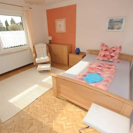 Familienferienhaus Goethestrasse, 95140 Casa vacanze Rhauderfehn