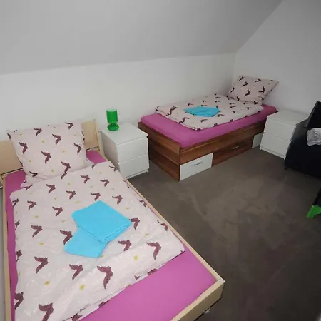 Familienferienhaus Goethestrasse, 95140 Holiday home