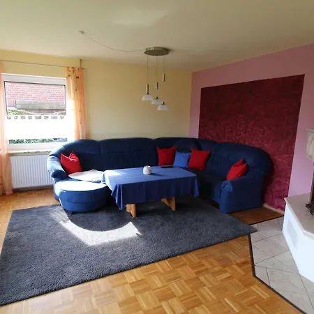 Holiday home Familienferienhaus Goethestrasse, 95140 Rhauderfehn